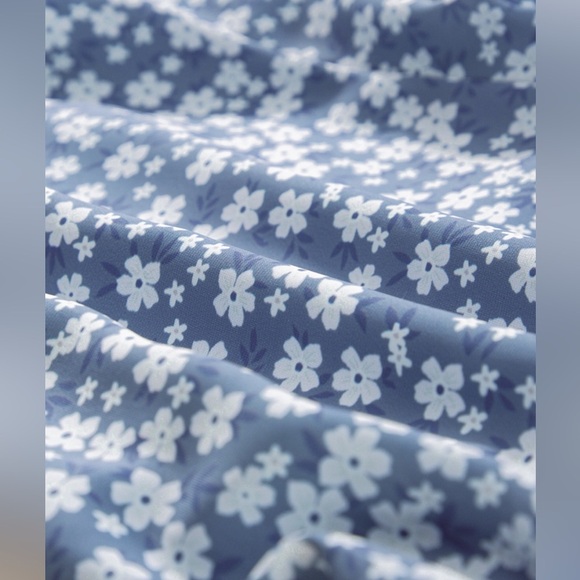 Floral Jumpsuit - Picture 4 of 5